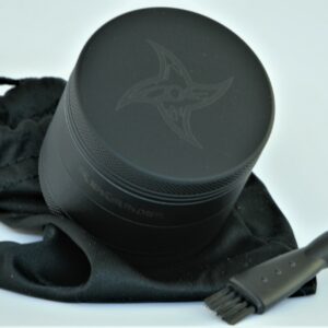 Shurikengrinder Matte Black 4-teilig